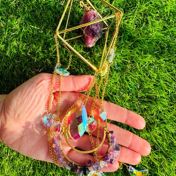 Stunning Sparkly Rainbow Fluorite Crystal Suncatcher - Picture 3 of 9